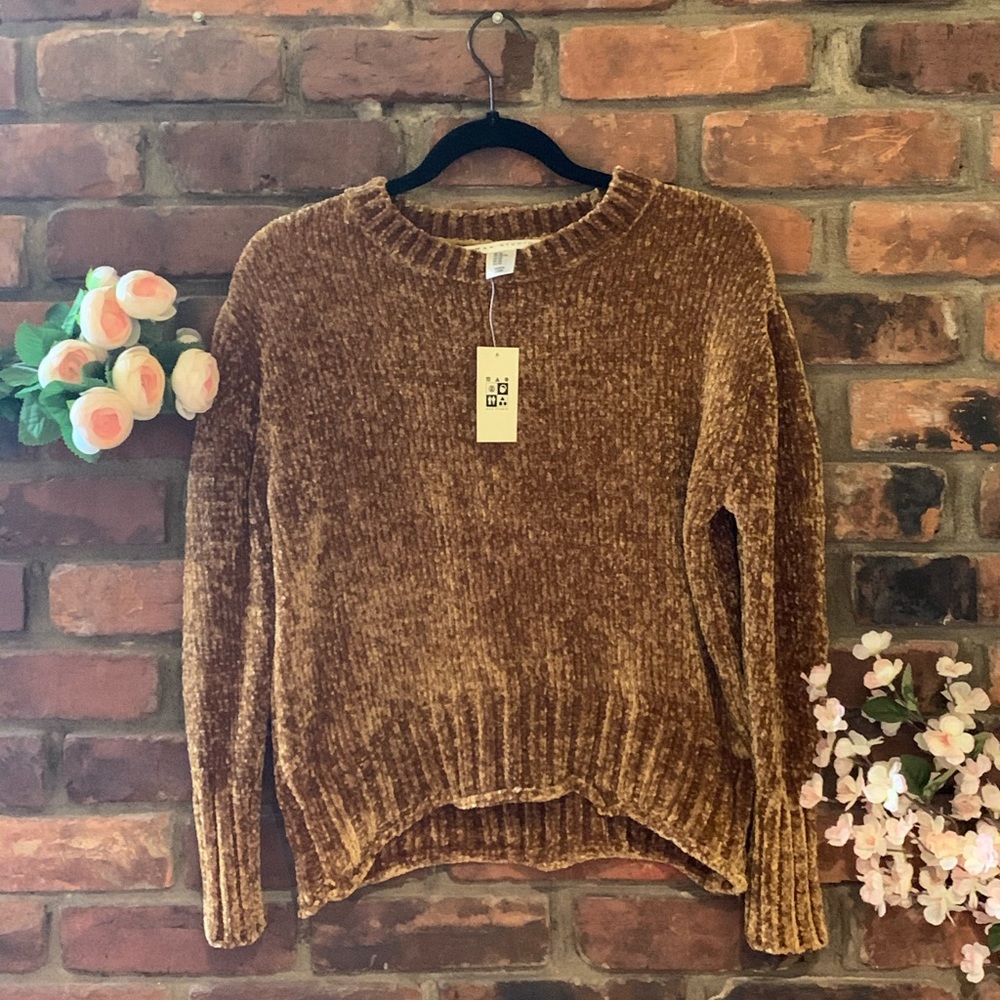 Max Studio Sweater